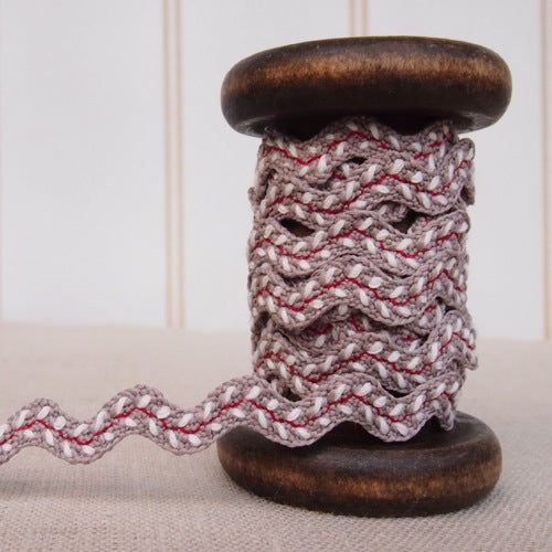 Embroidered Taupe Ric Rac - 10mm