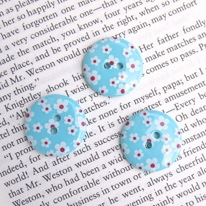 Daisy Print Flower Buttons - Blue